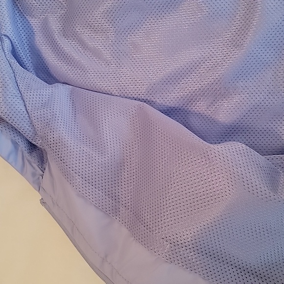 Lightweight Jacket - Picture 4 of 9